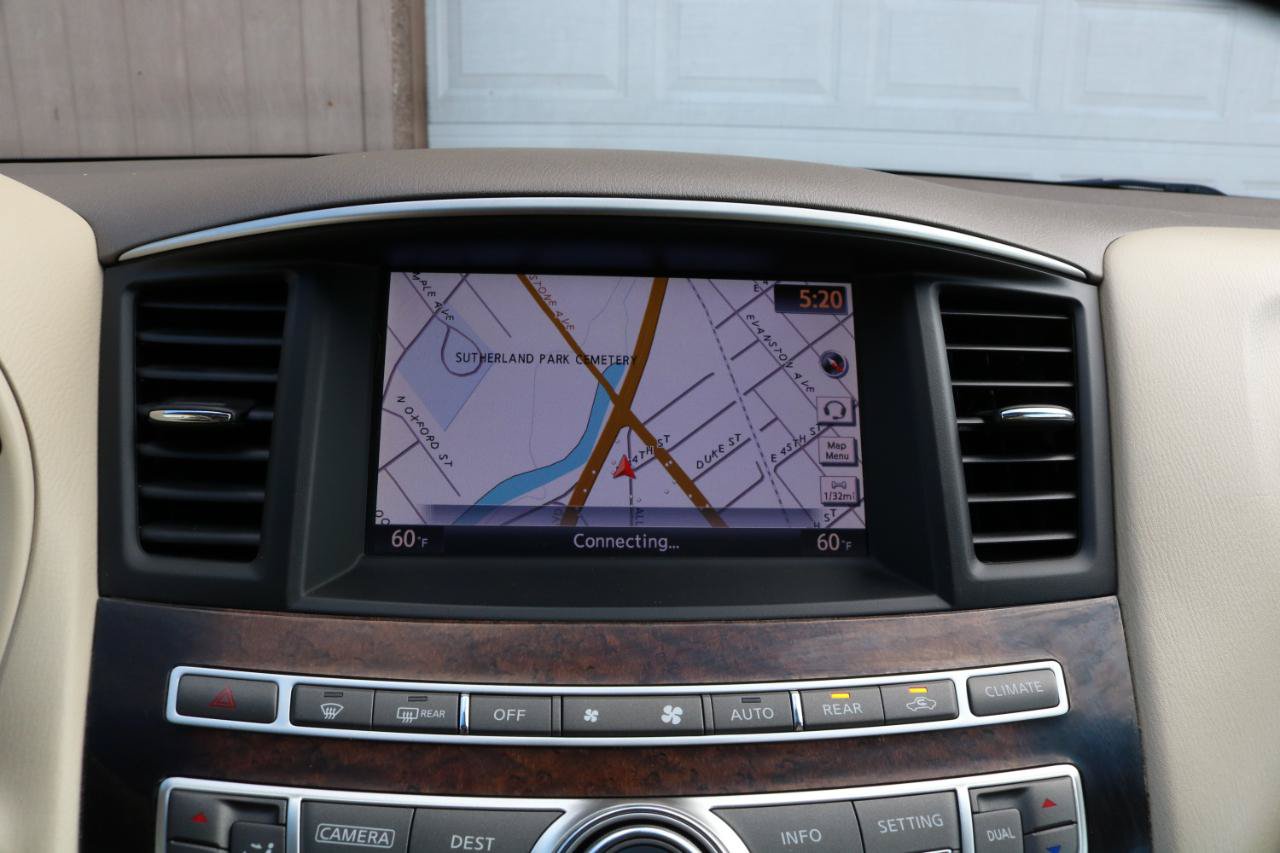 Used 2013 INFINITI JX35 AWD w/ Premium Pkg image 26