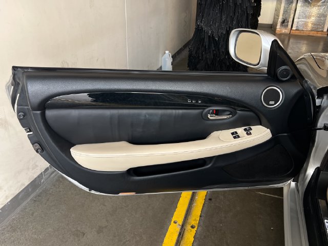 Used 2009 Lexus SC 430 Convertible RWD image 24
