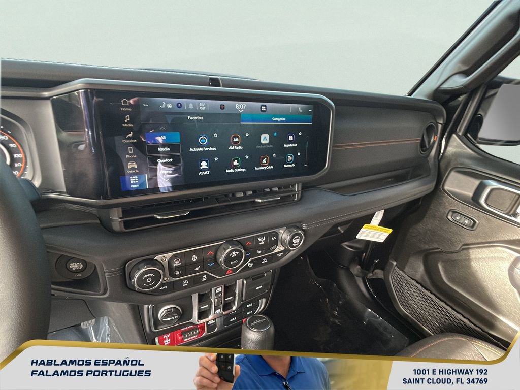 Used 2025 Jeep Gladiator Mojave w/ Safety Group image 21