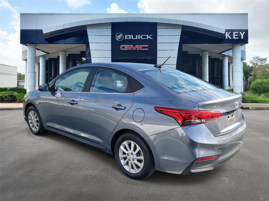 Used 2020 Hyundai Accent SEL image 3