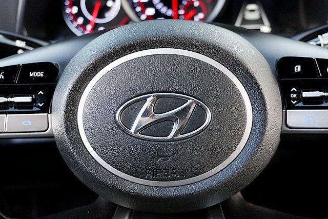 Used 2021 Hyundai Elantra SEL FWD image 45