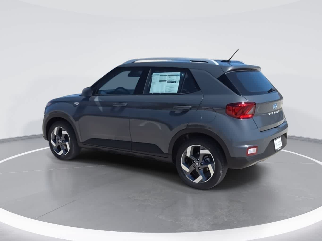 New 2026 Hyundai Venue SEL FWD image 6