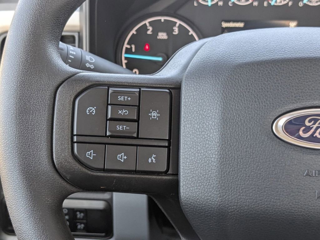 New 2025 Ford F550 4x4 Regular Cab Super Duty image 20