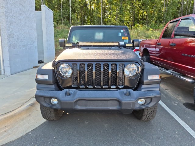 Used 2020 Jeep Gladiator Sport w/ Quick Order Package 24S AWD/4WD image 3