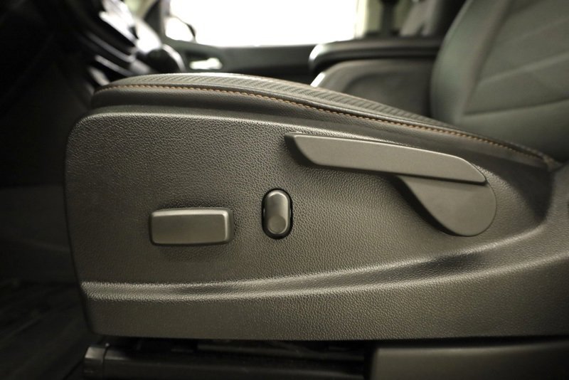 Used 2021 GMC Canyon AT4 w/ Driver Alert Package image 11