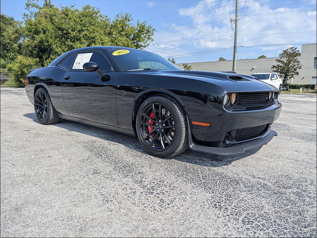 Used 2023 Dodge Challenger SRT Hellcat w/ Driver Convenience Group RWD image 2