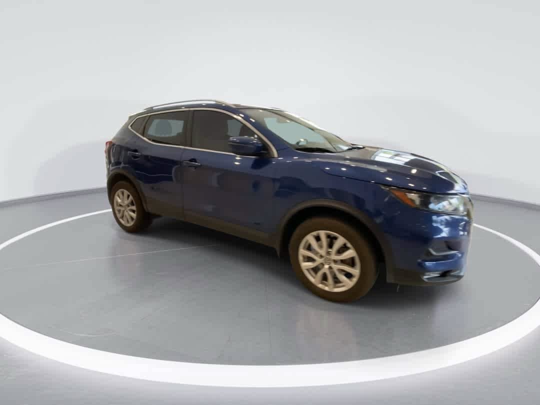 Used 2020 Nissan Rogue Sport SV w/ All-Weather Package AWD/4WD image 2