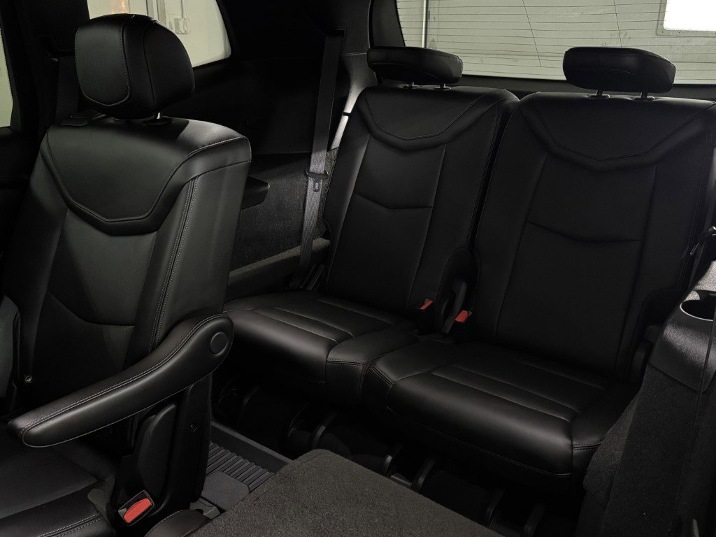 Used 2022 Cadillac XT6 Sport w/ Technology Package image 27