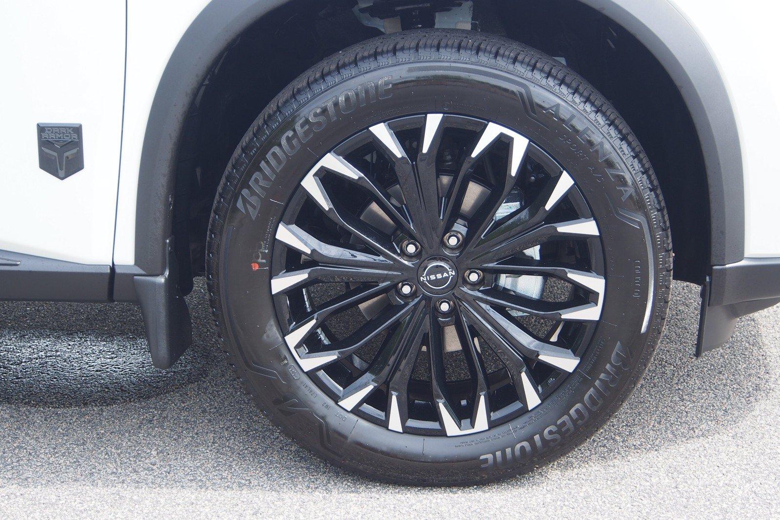 New 2026 Nissan Rogue Dark Armor FWD image 9