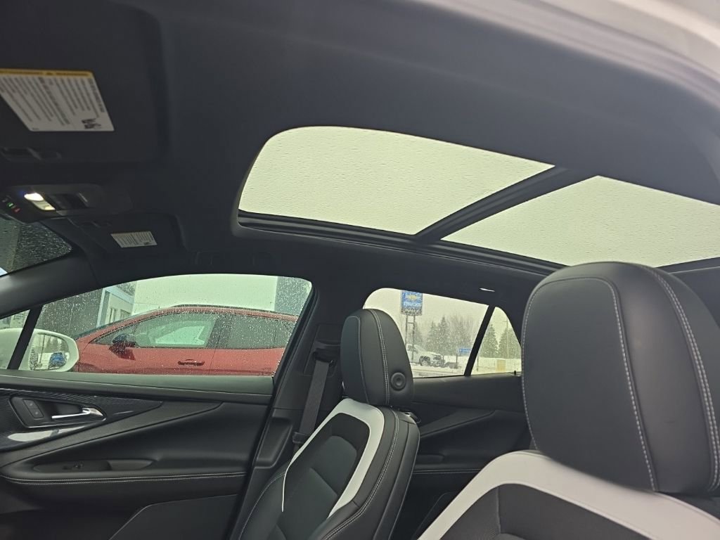 Used 2024 Chevrolet Blazer EV LT image 10