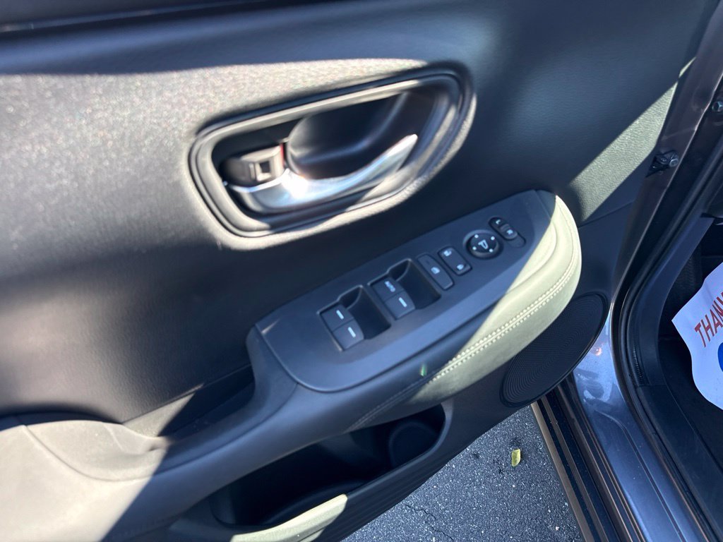 Used 2024 Honda HR-V LX image 16