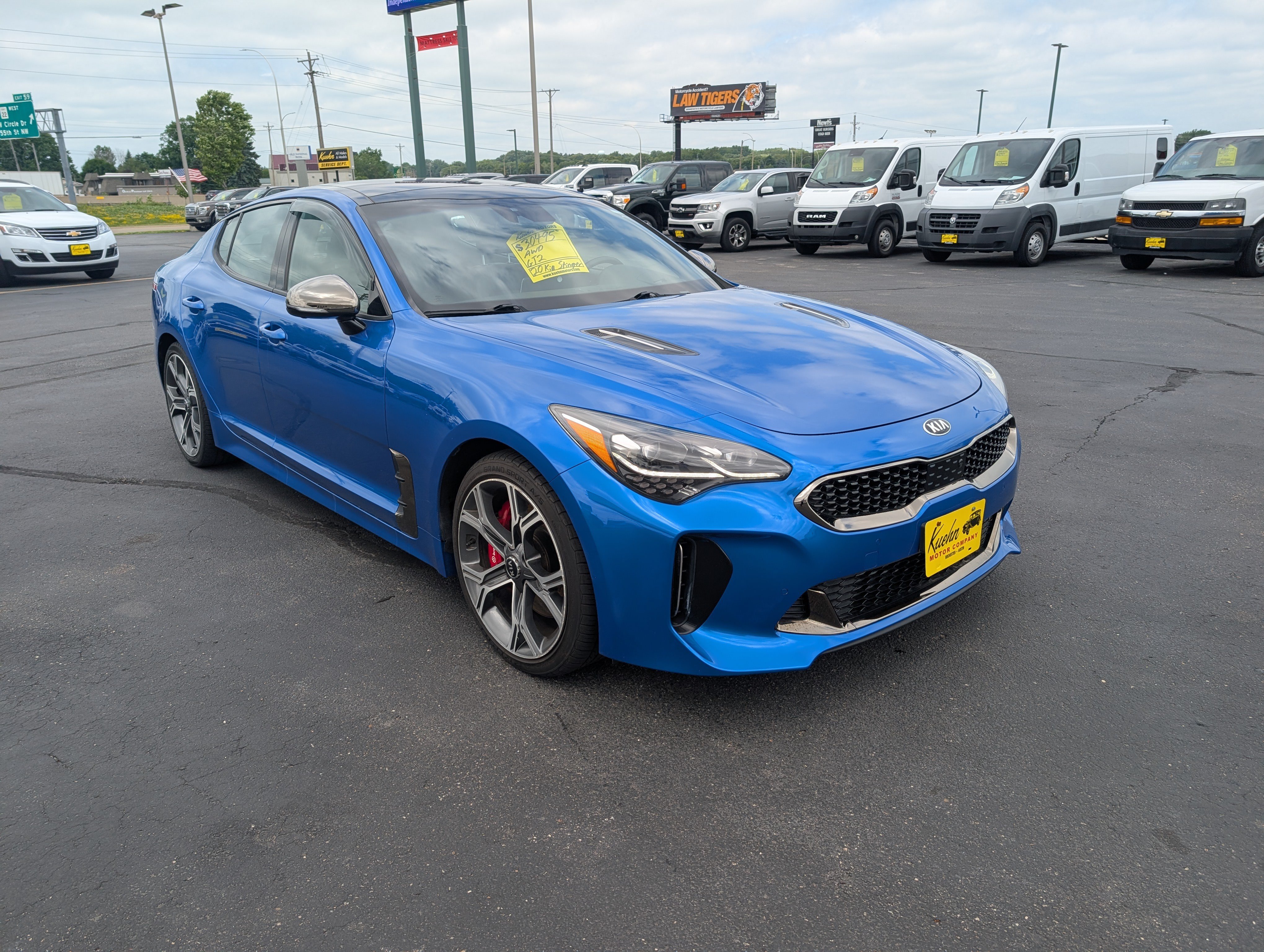 Used 2020 Kia Stinger GT2 AWD/4WD image 2