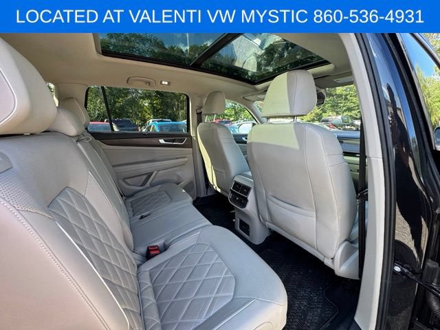 Used 2024 Volkswagen Atlas SEL Premium R-Line AWD/4WD image 23