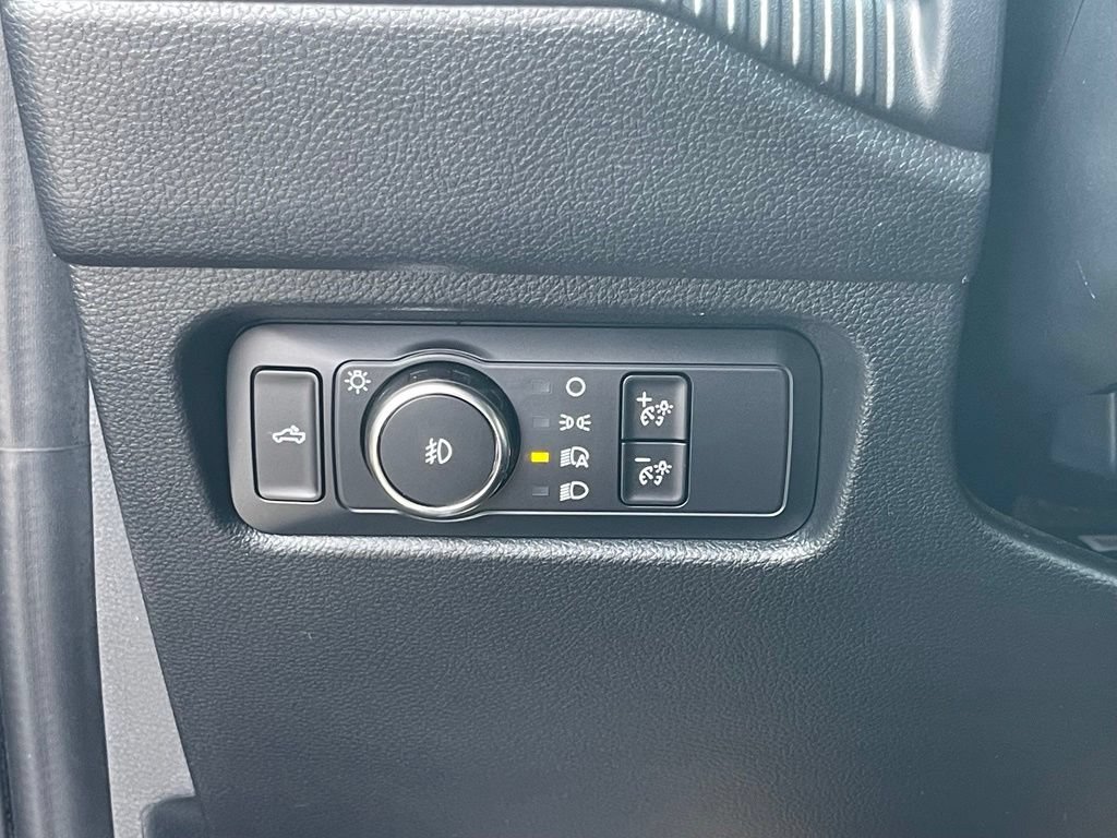 Used 2025 Ford Ranger XLT w/ Equipment Group 301A High RWD image 56