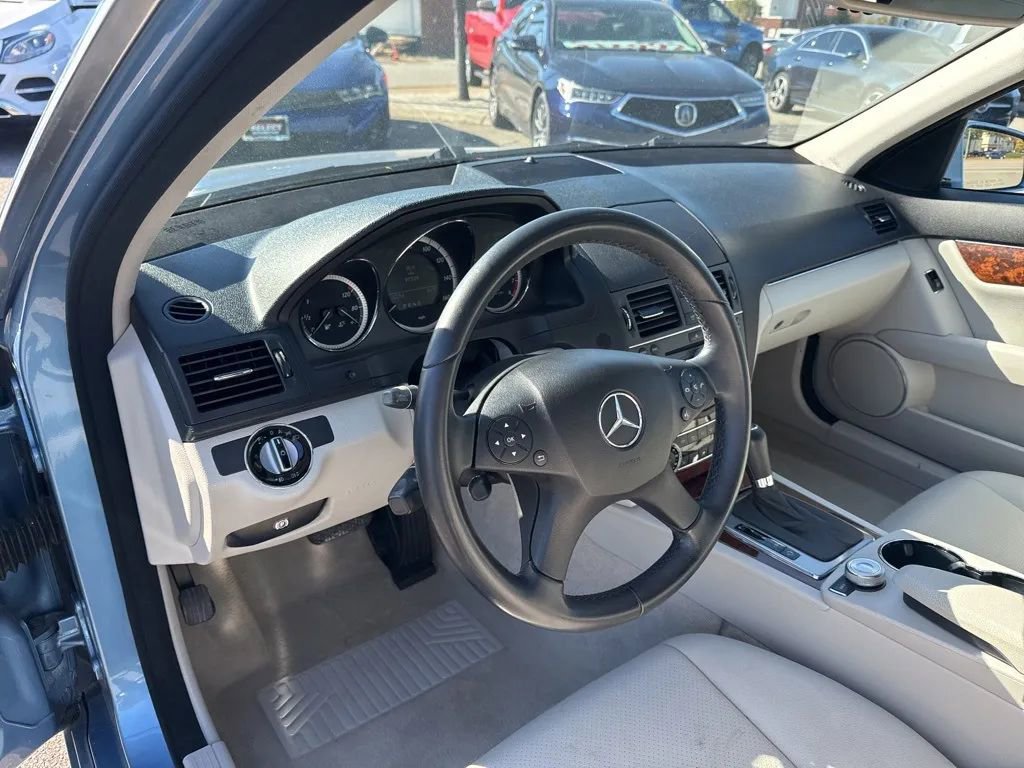 Used 2010 Mercedes-Benz C 300 C 300 Sport Sedan 4D image 7