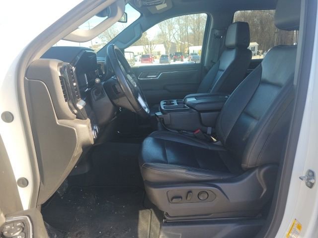 Used 2024 GMC Sierra 1500 SLT image 16