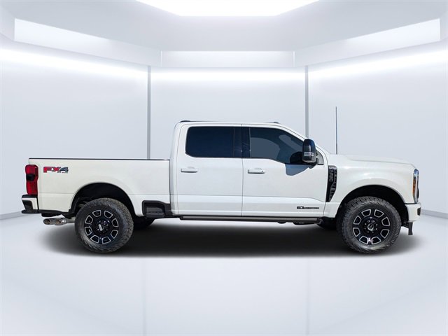 Used 2025 Ford F350 Platinum w/ FX4 Off-Road Package image 2