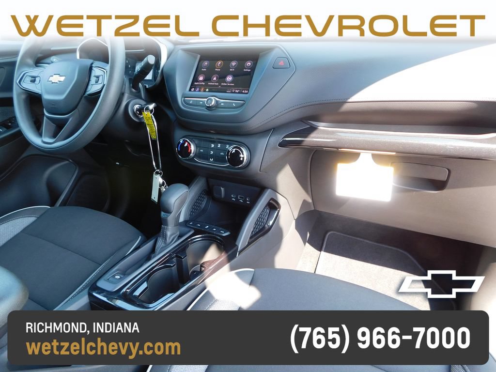 Used 2023 Chevrolet TrailBlazer LS AWD/4WD image 17