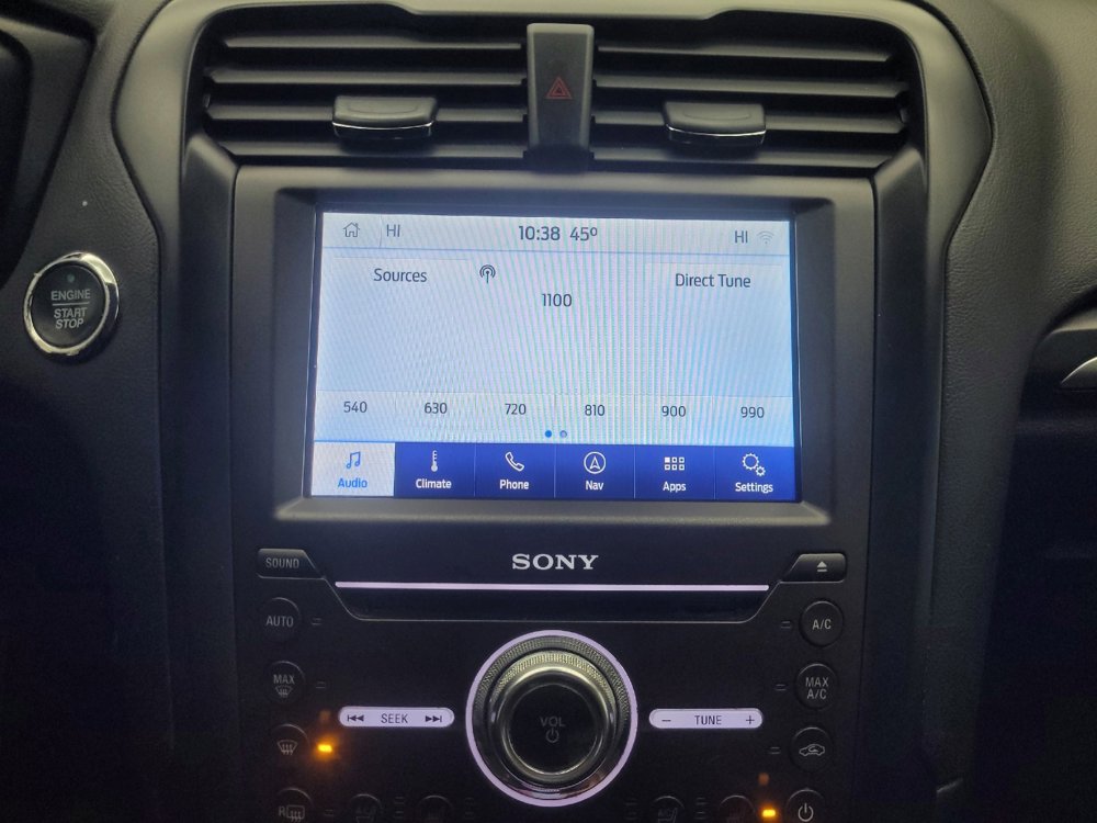 Used 2020 Ford Fusion Energi Titanium FWD image 25