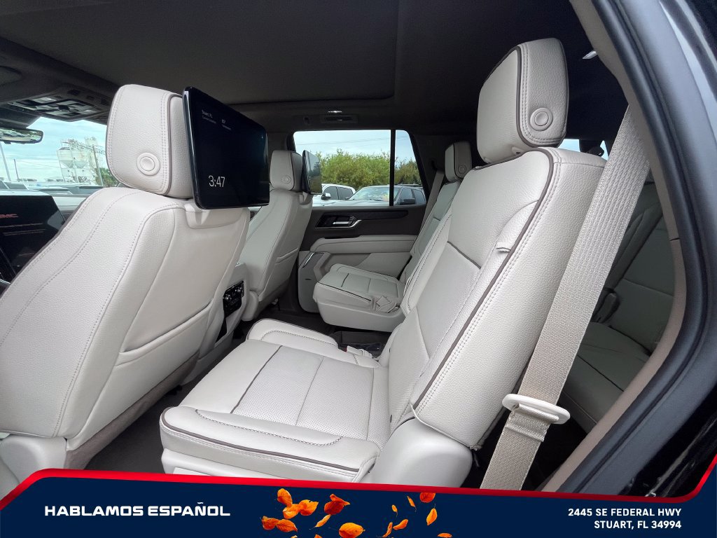 New 2027 GMC Yukon Denali w/ Denali Reserve Package AWD/4WD image 13