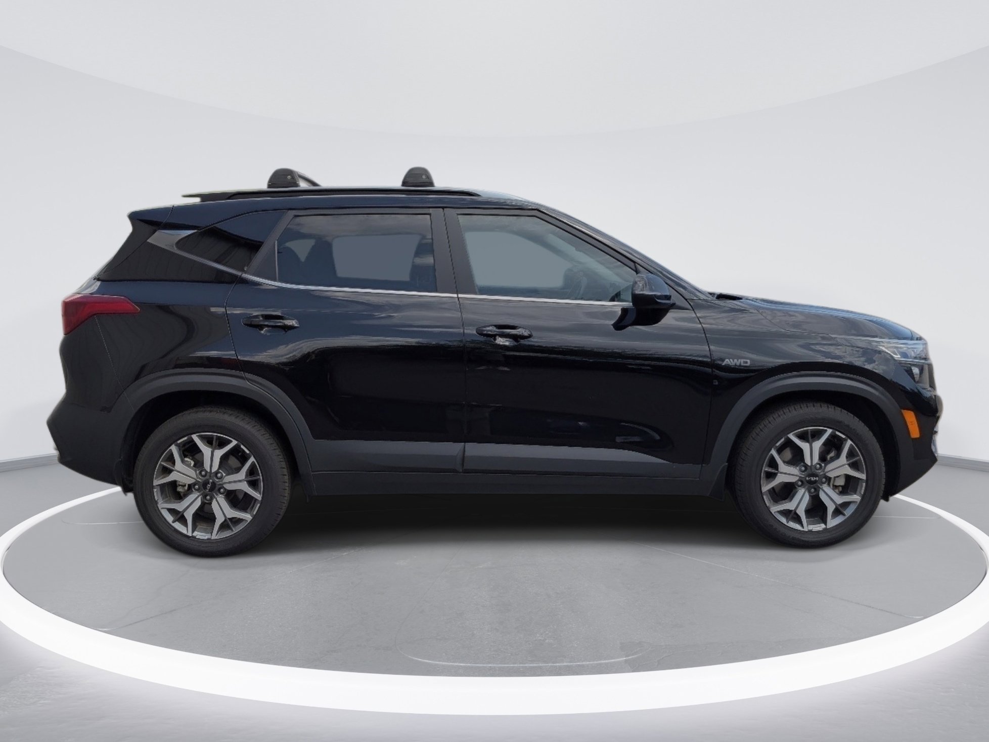 Used 2023 Kia Seltos EX AWD/4WD image 4
