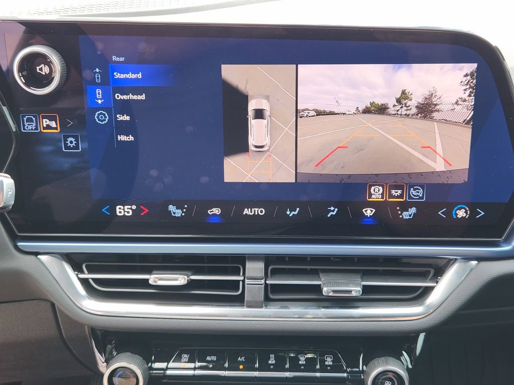 New 2026 Chevrolet Equinox EV LT image 13