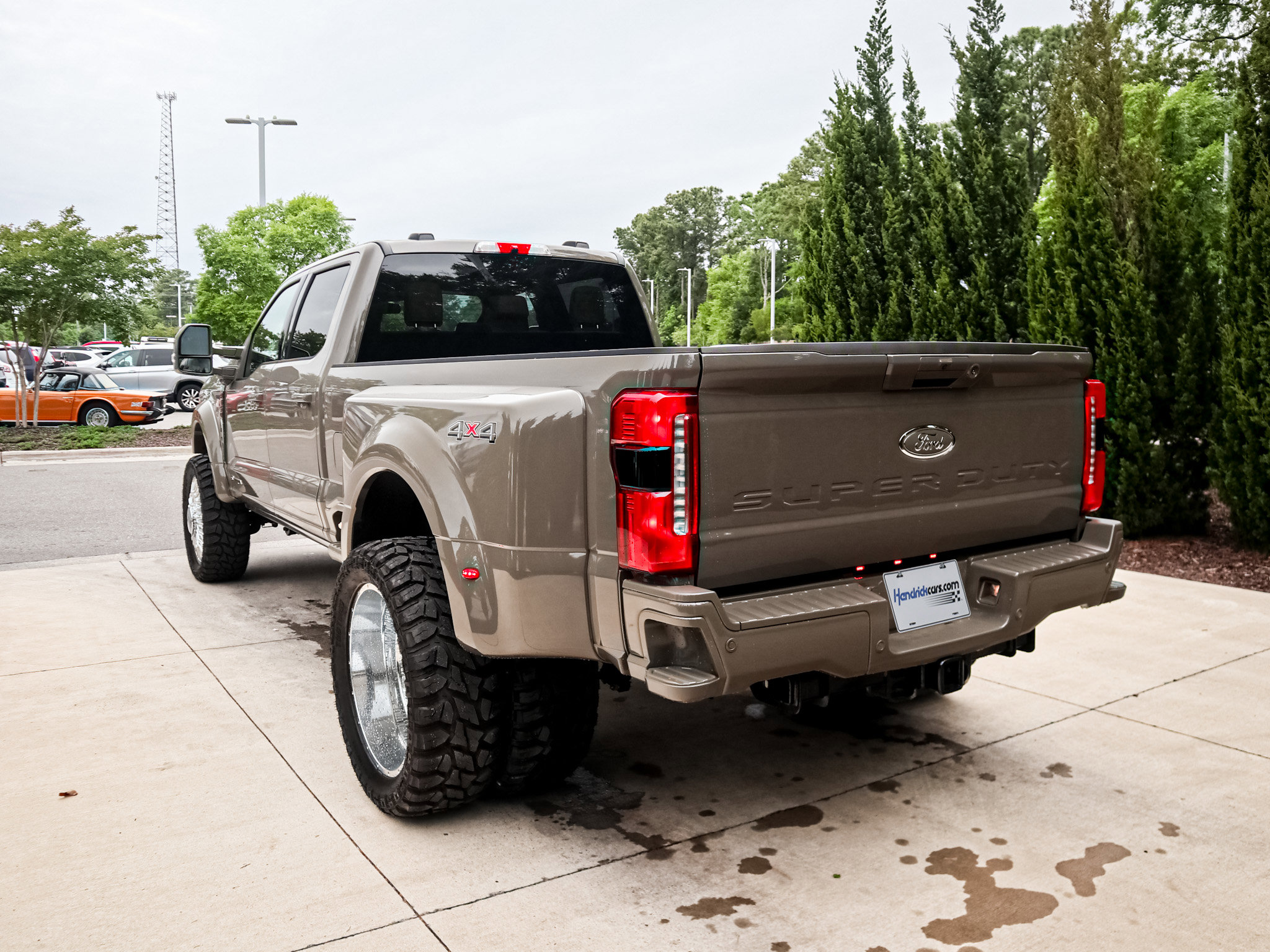 Used 2026 Ford F450 Lariat AWD/4WD image 8
