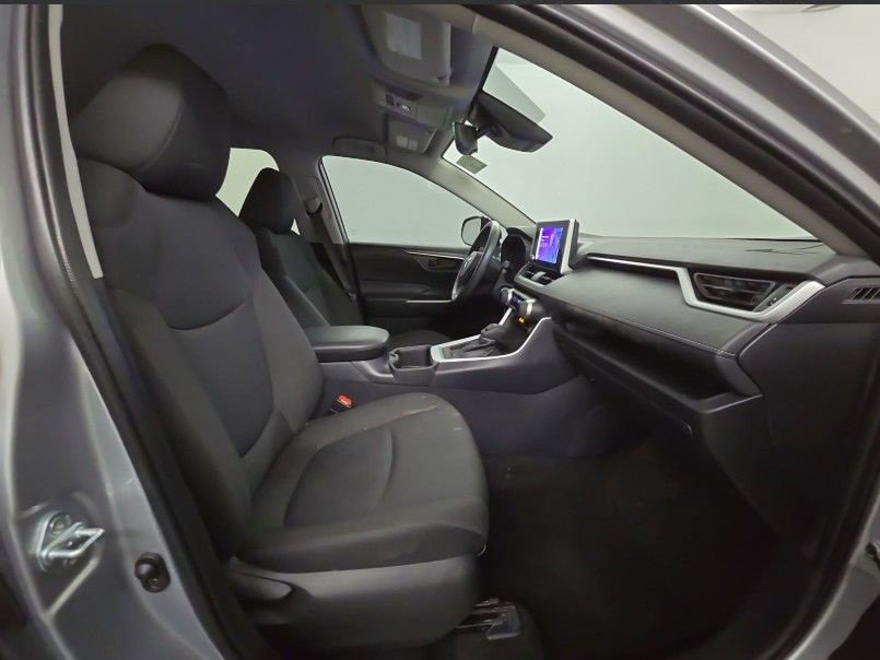 Used 2024 Toyota RAV4 LE image 28