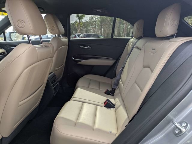 Used 2025 Cadillac XT4 Premium Luxury FWD image 14