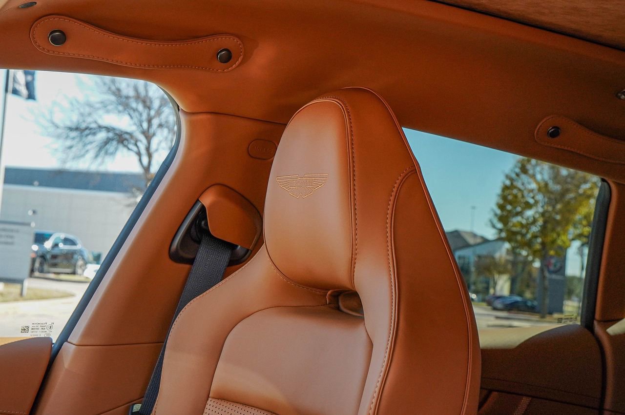 New 2026 Aston Martin DBX 707 image 18