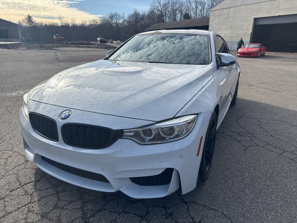 Used 2015 BMW M4 Coupe image 2