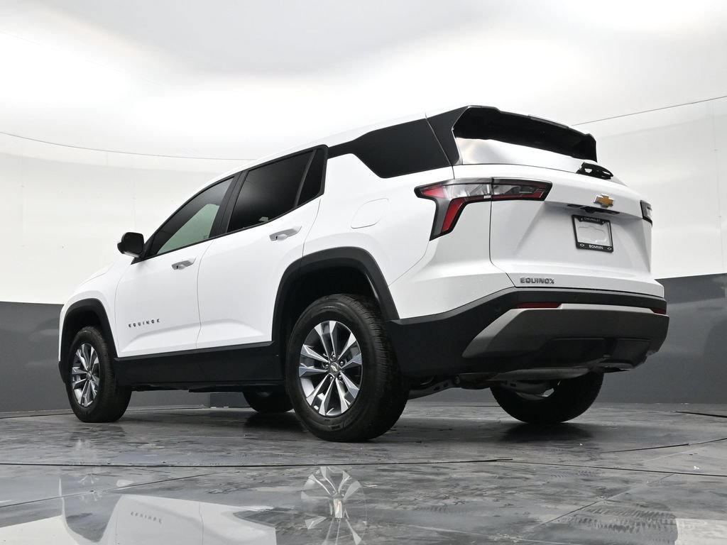 Used 2025 Chevrolet Equinox LT w/ Safety and Technology Package FWD image 21