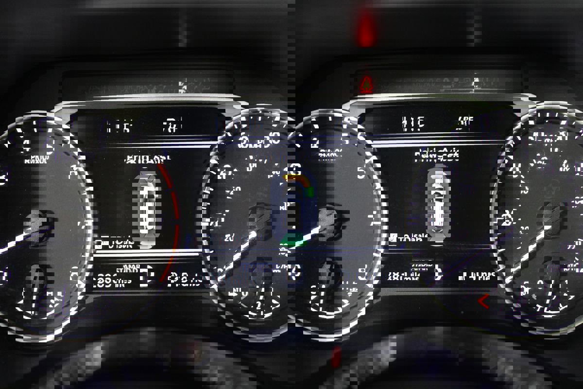 Used 2023 Nissan Rogue SL w/ SL Premium Package image 14