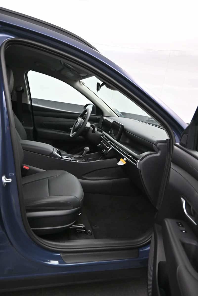 New 2026 Hyundai Tucson SEL Plus w/ Tow & Go Package AWD/4WD image 11