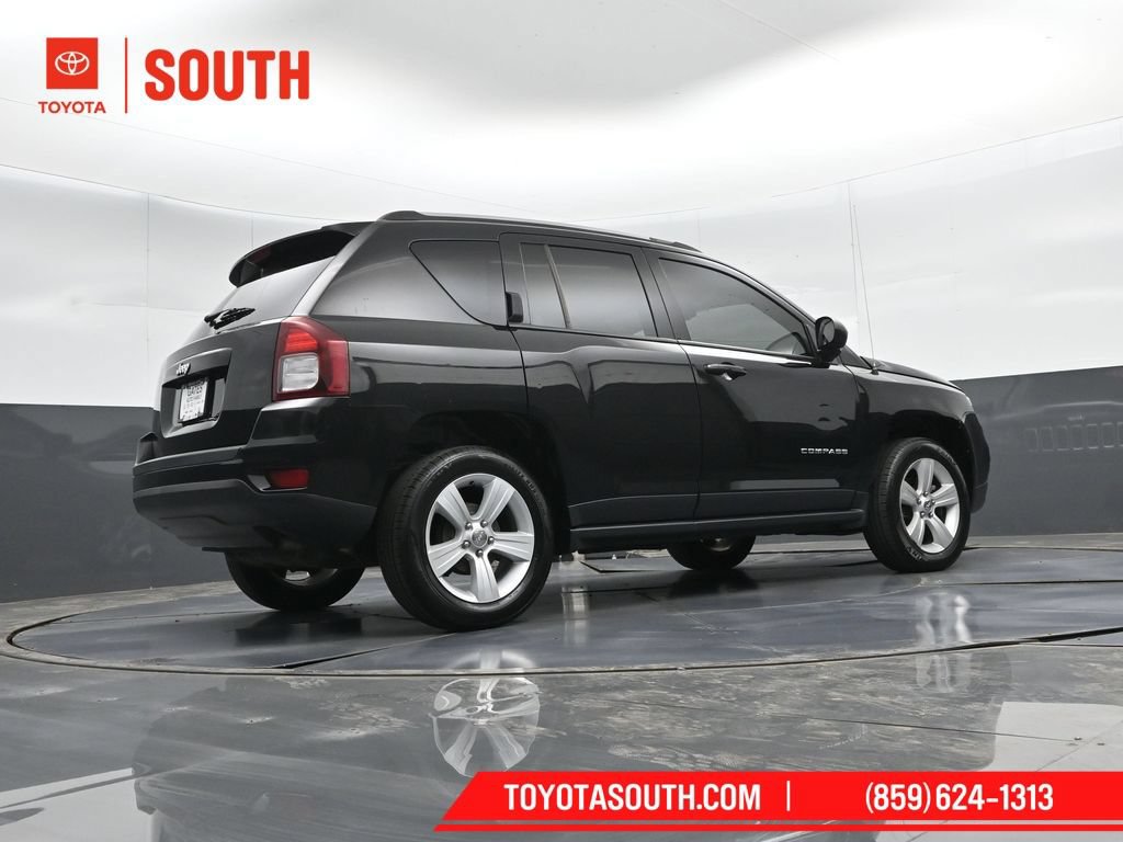 Used 2017 Jeep Compass Sport w/ Power Value Group FWD image 31