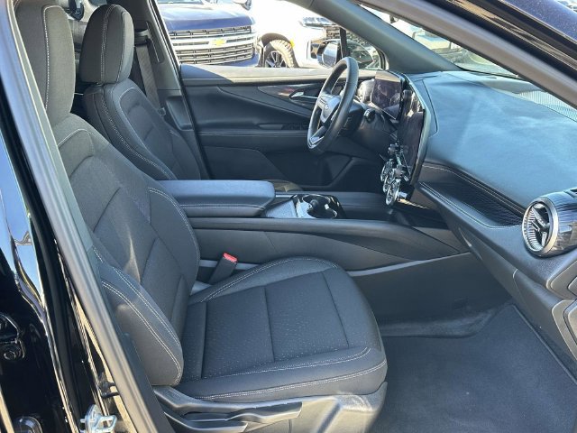 Certified 2025 Chevrolet Blazer EV LT FWD image 17