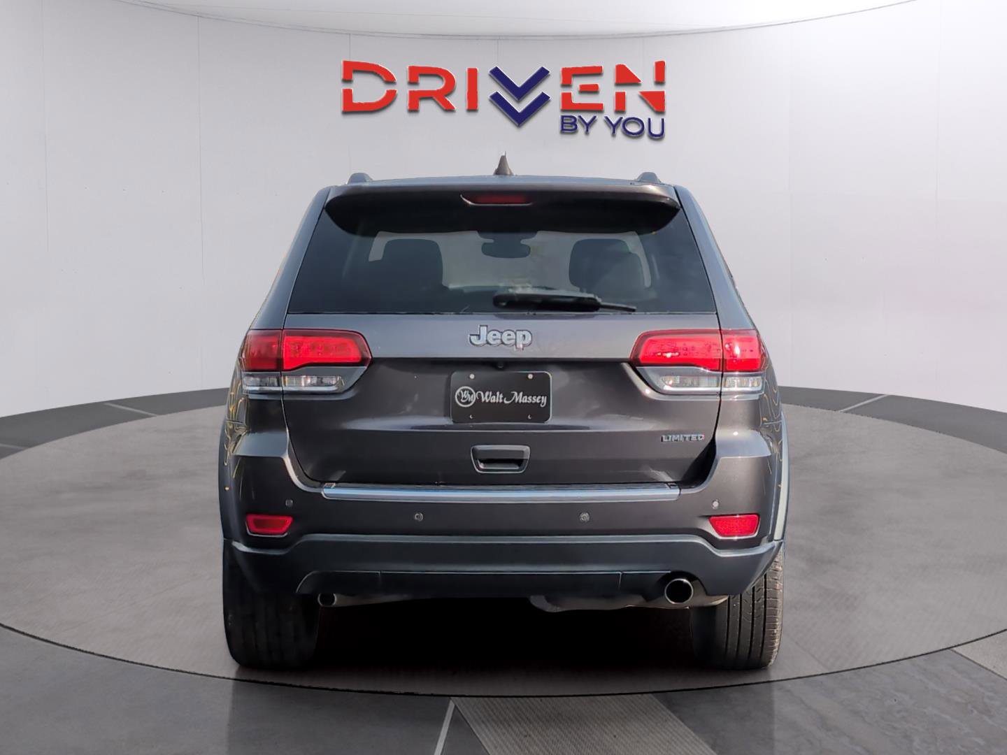 Used 2021 Jeep Grand Cherokee Limited image 4