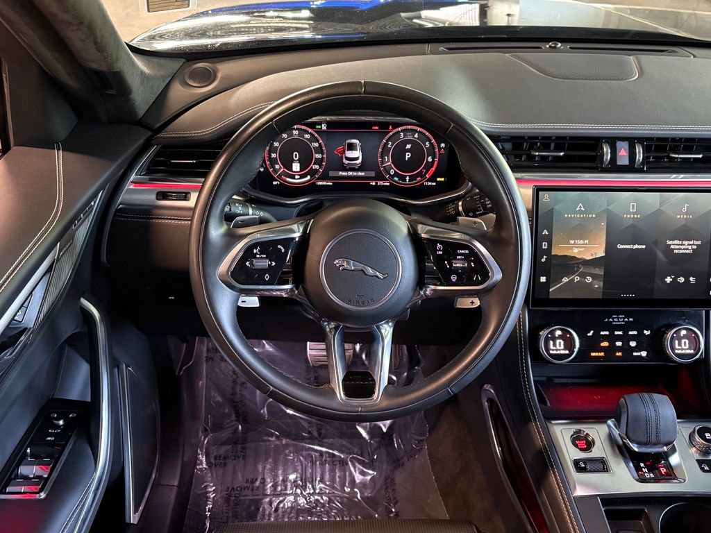 Used 2024 Jaguar F-PACE R-Dynamic S AWD/4WD image 14