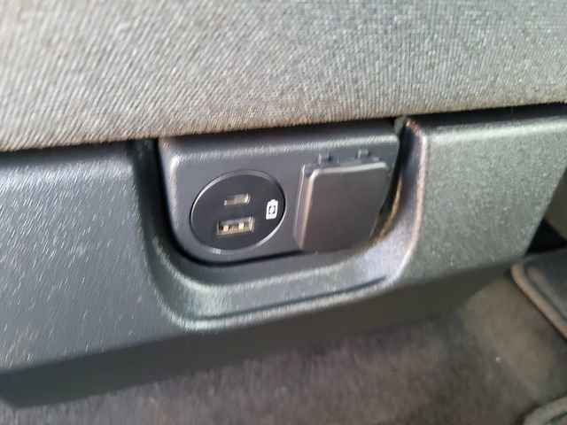 Used 2023 Ford F150 XLT image 10