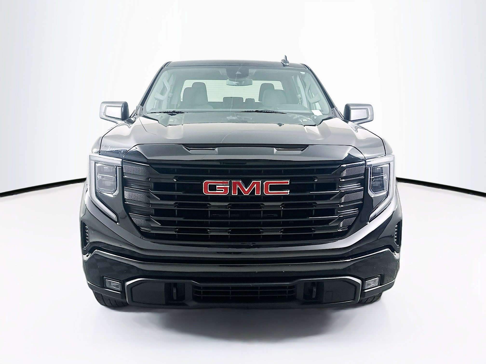 Used 2024 GMC Sierra 1500 Elevation image 2