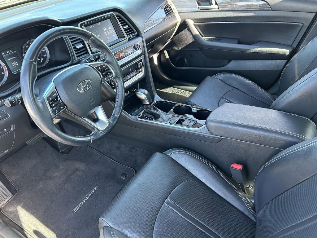 Used 2018 Hyundai Sonata Limited FWD image 18