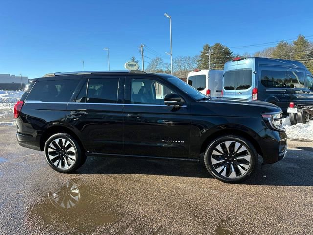 Used 2025 Ford Expedition Platinum w/ Driver's Package image 2