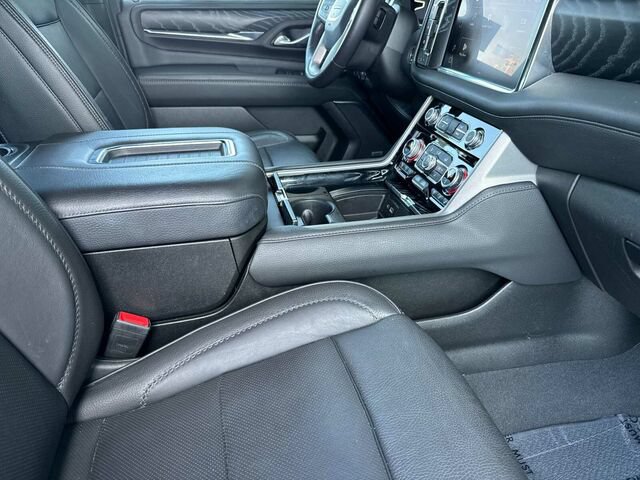 Used 2023 GMC Yukon XL Denali w/ Denali Reserve Package AWD/4WD image 22