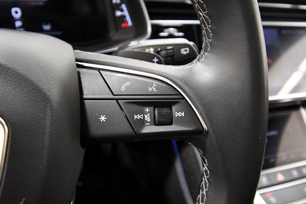 Used 2025 Audi Q7 3.0T Premium Plus AWD/4WD image 22