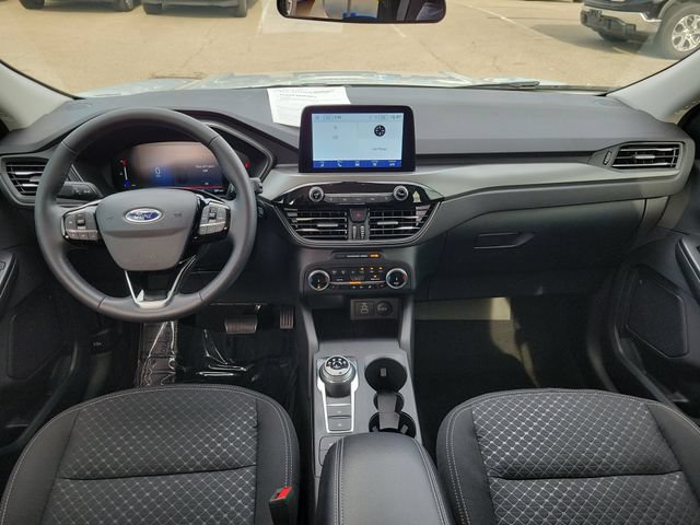 Certified 2026 Ford Escape Active w/ Cold Weather Package FWD image 10
