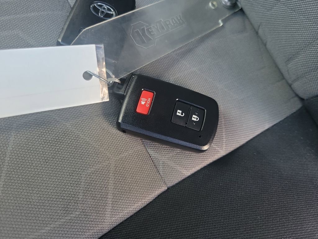 Certified 2023 Toyota Tacoma TRD Off-Road image 35