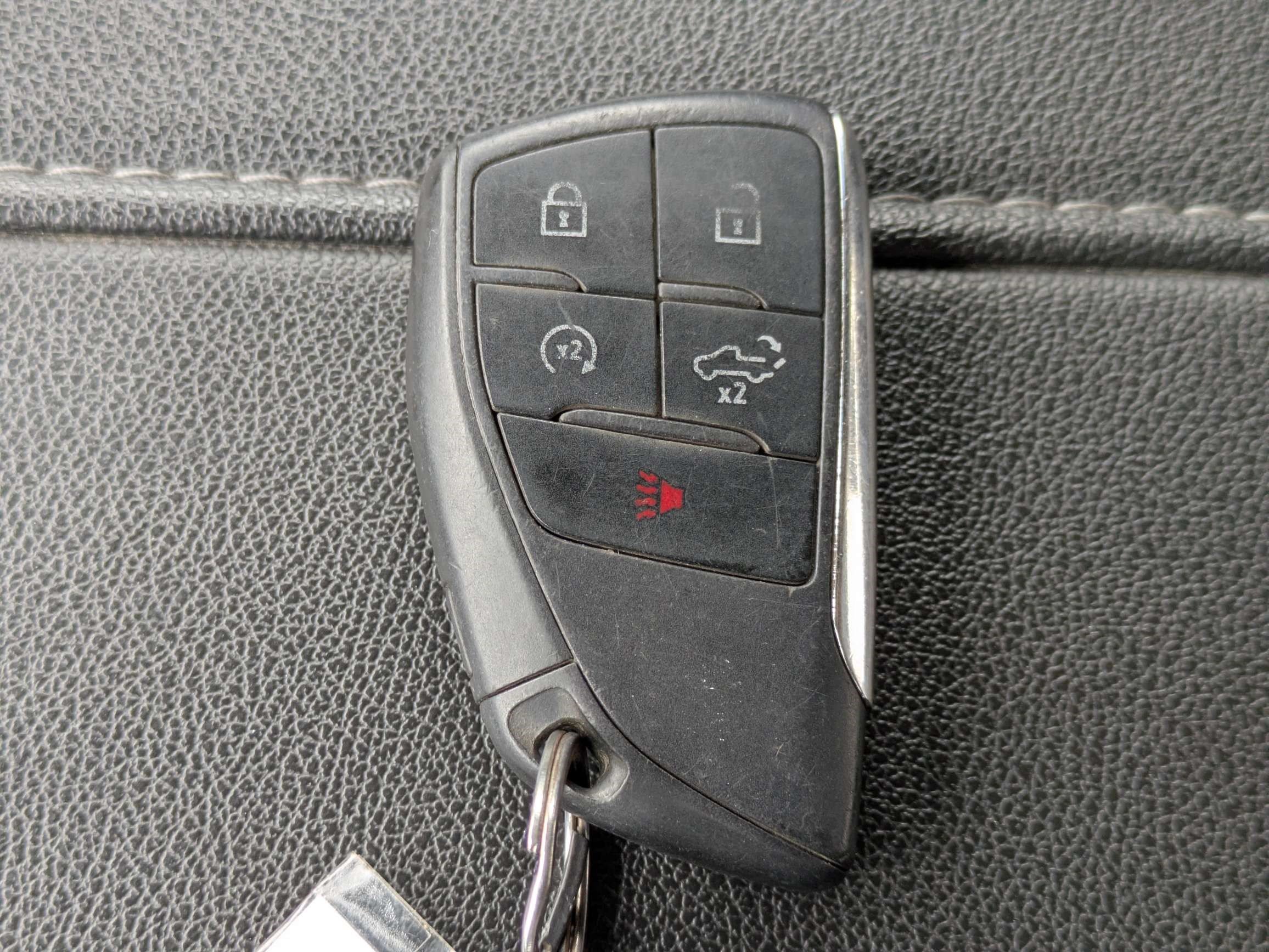 Used 2024 Chevrolet Silverado 1500 LT RWD image 28