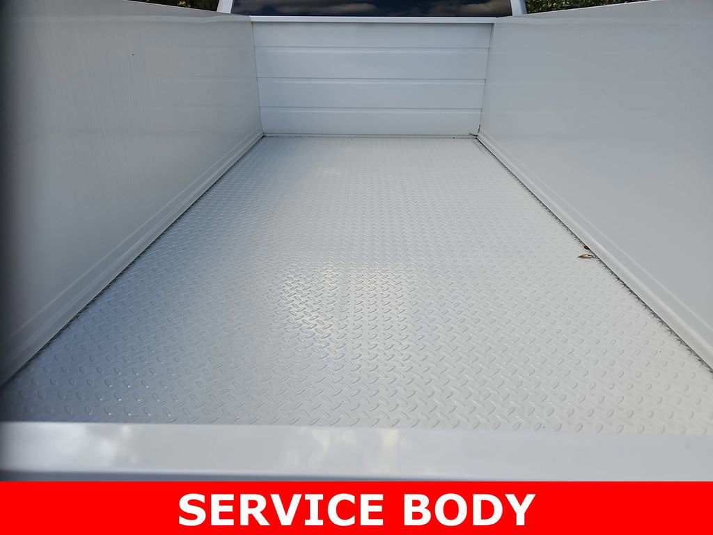 Used 2024 RAM 2500 Tradesman w/ Chrome Appearance Group image 12