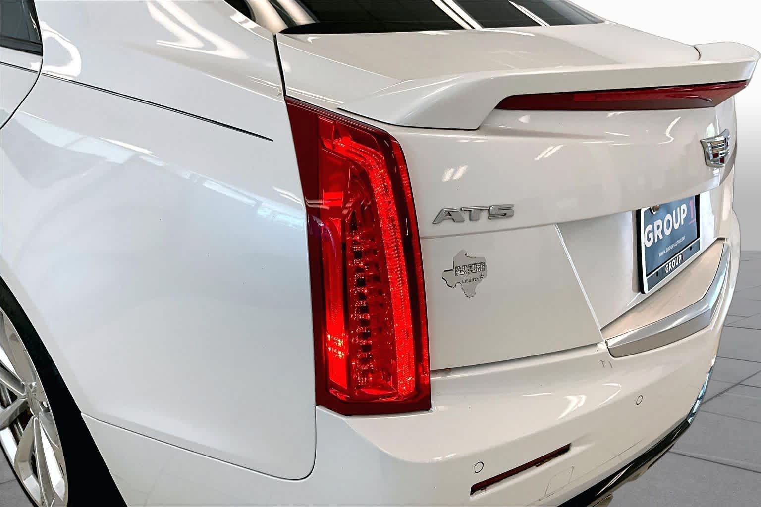 Used 2017 Cadillac ATS V w/ Luxury Package RWD image 28