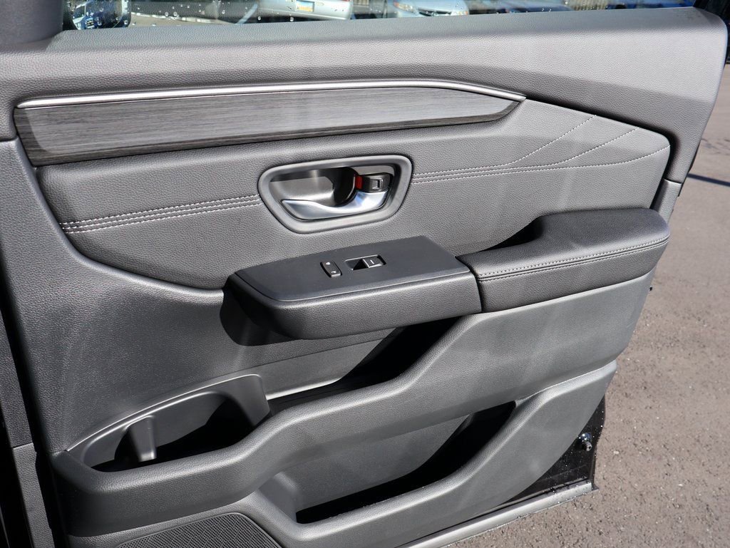 New 2026 Honda Pilot Touring image 11